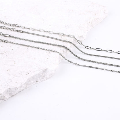 PAPERCLIP ACCENT CHAIN BRACELET