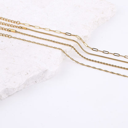 POLE ACCENT CHAIN BRACELET
