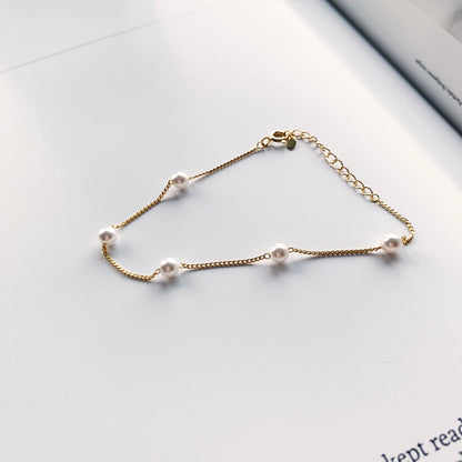 Five pearl relayed bracelet